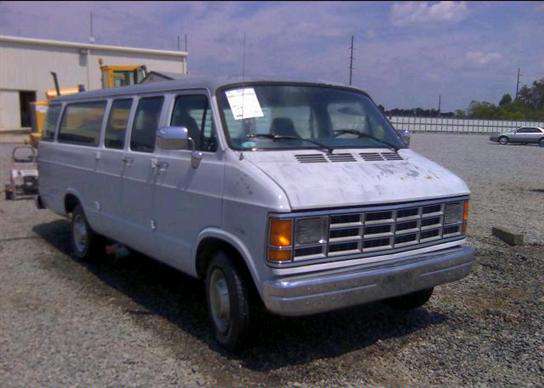 Dodge Ram Wagon