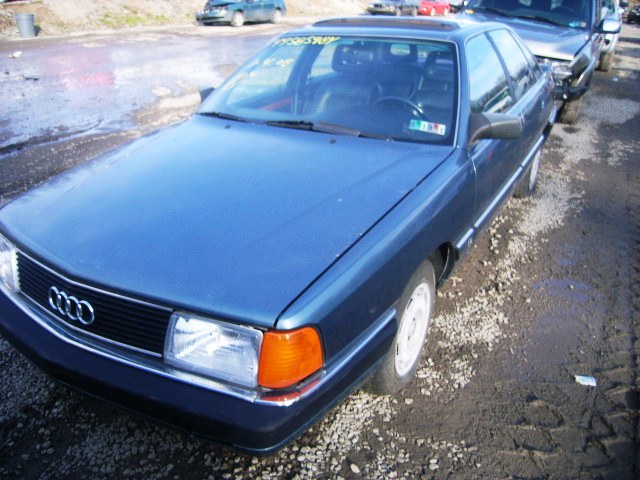 Audi 100