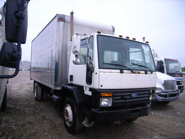Ford CF8000