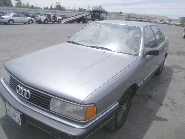 Audi 200