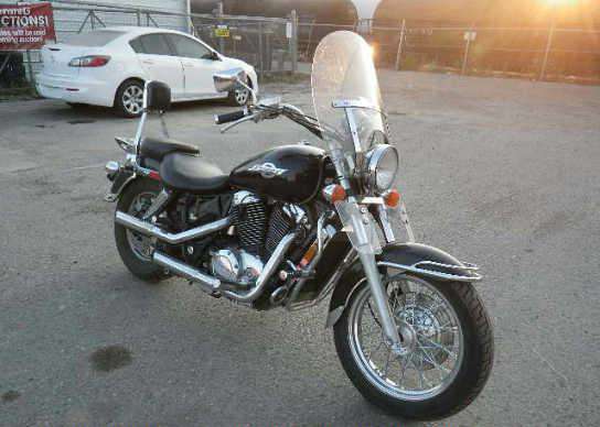 Honda VT1100C2 (SHADOW ACE)