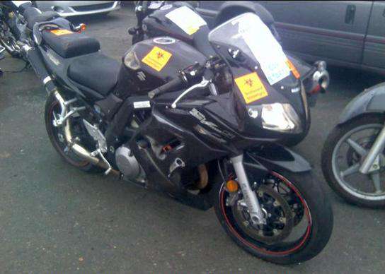 Suzuki SV1000 / SV1000S