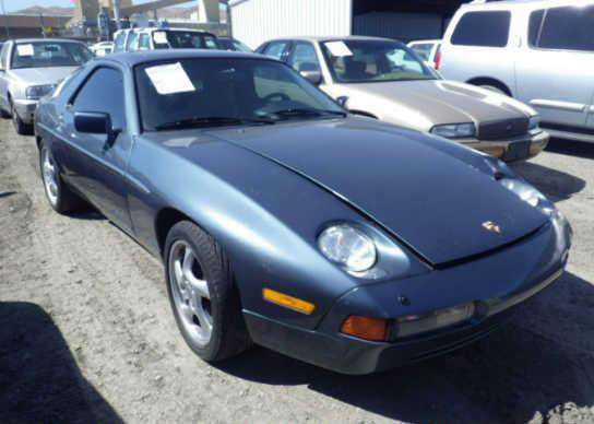 Porsche 928