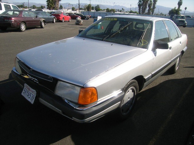 Audi 100