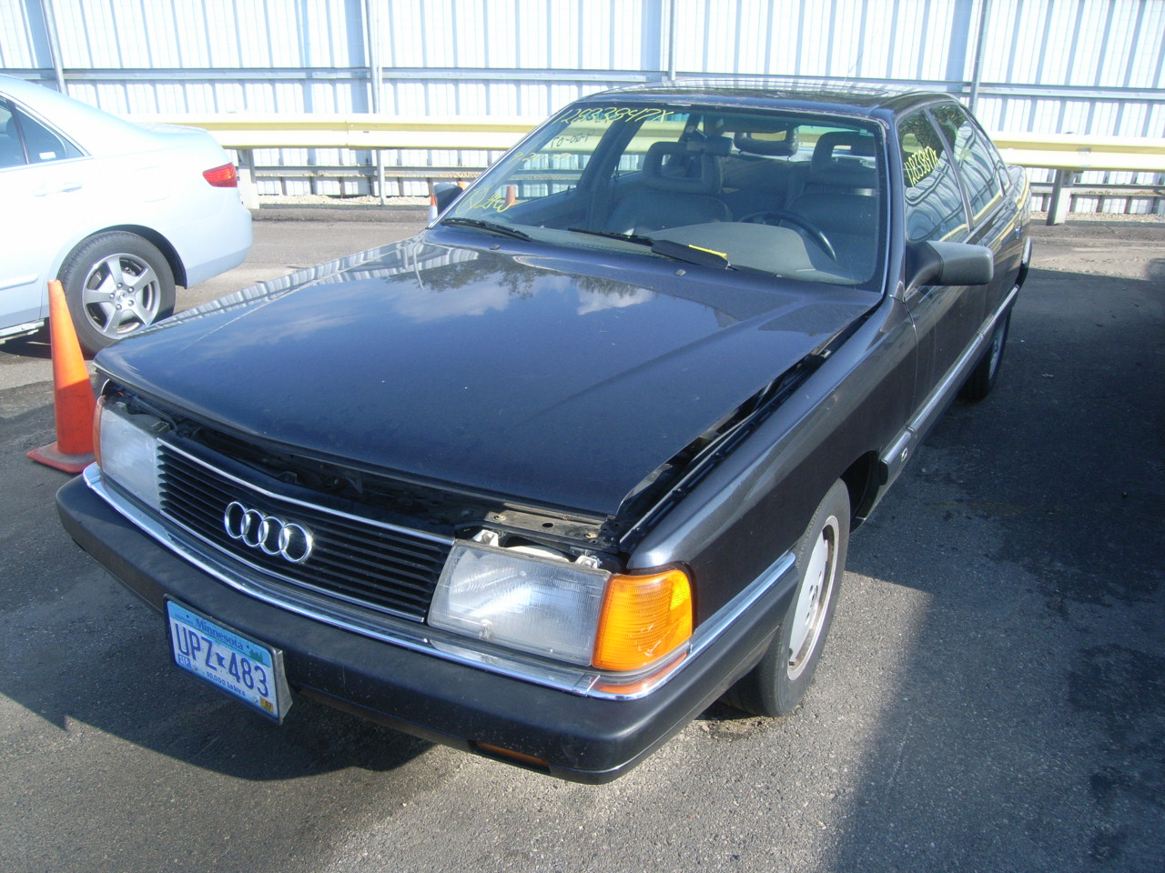 Audi 100