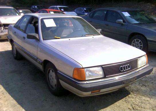 Audi 100