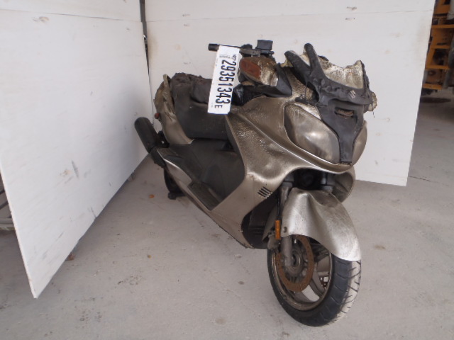 Suzuki AN650K