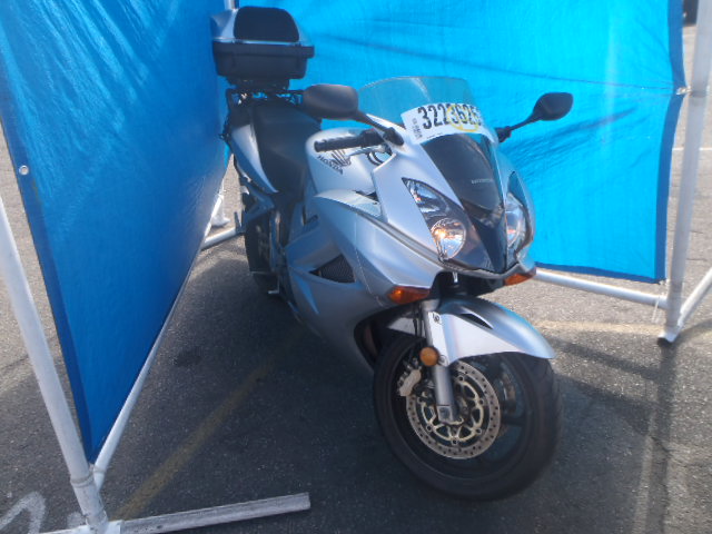 Honda VFR800A (INTERCEPTOR)