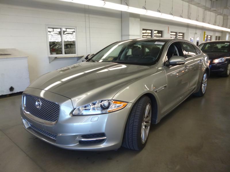 Jaguar XJ