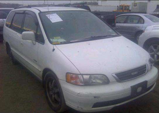 Isuzu Oasis