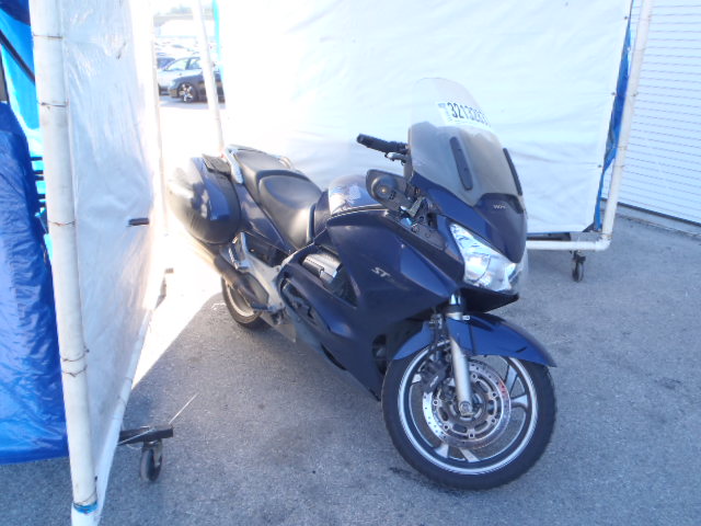 Honda ST1300A
