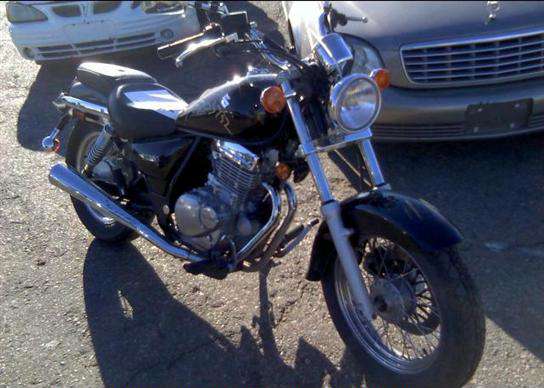 Suzuki GZ250