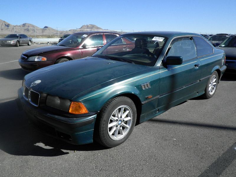 BMW 318iS