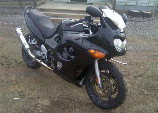 Suzuki GSX750F