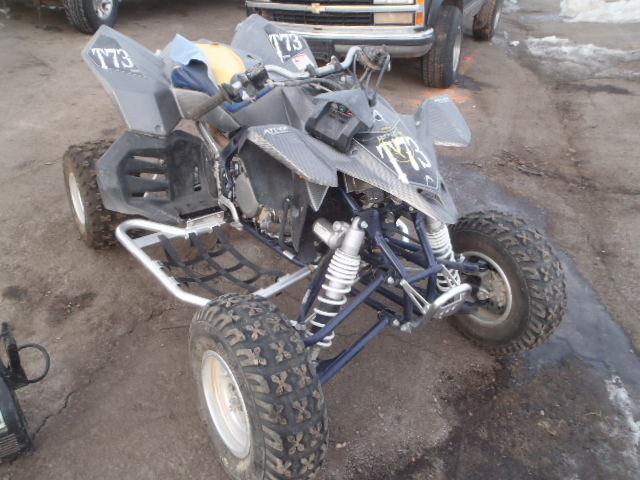 Suzuki LT-R450