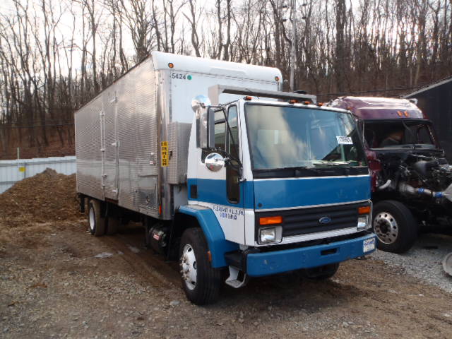 Ford CF8000