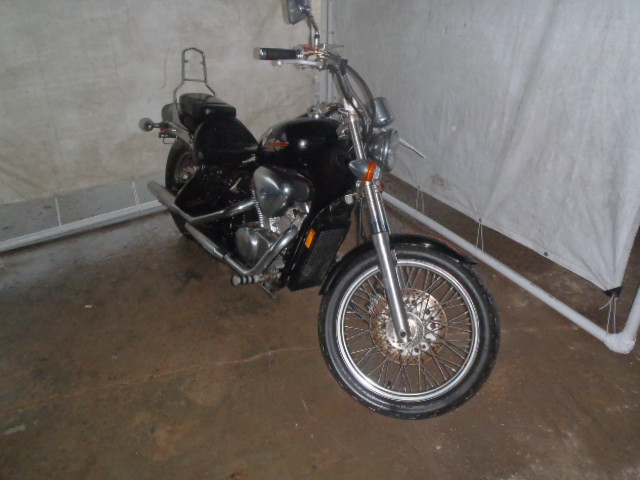 Honda VT600C (SHADOW VLX)