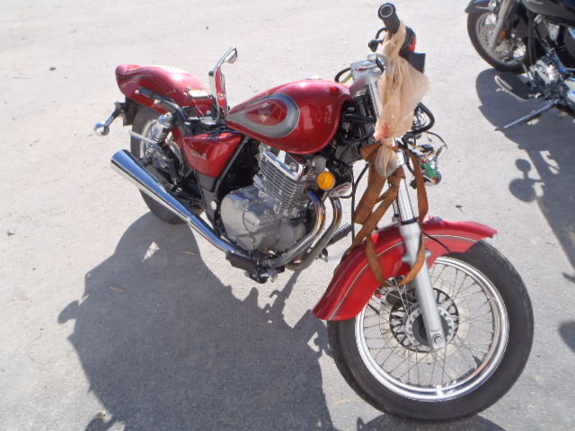 Suzuki GZ250