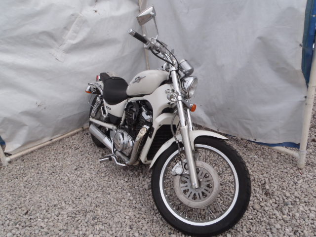 Suzuki VS800