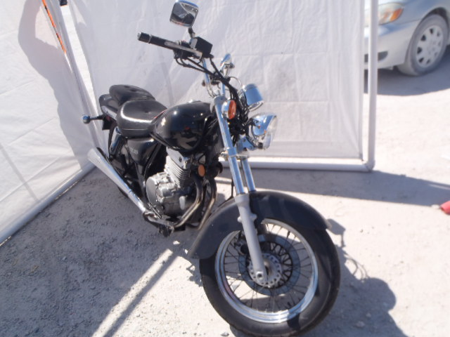 Suzuki GZ250