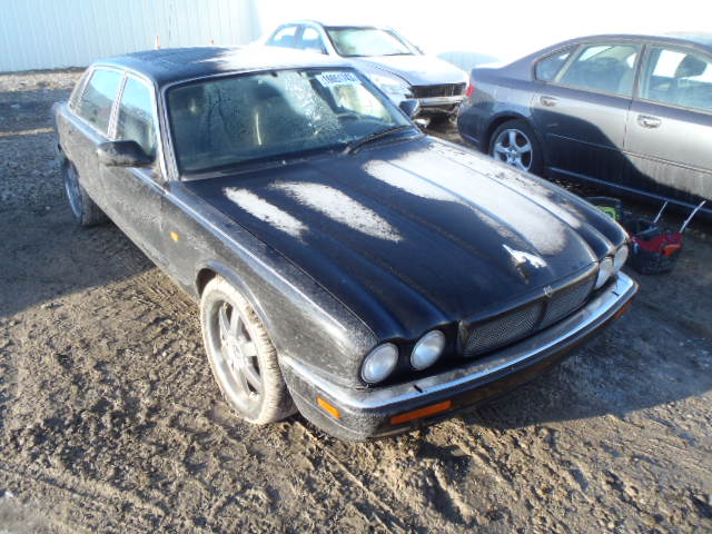 Jaguar XJR