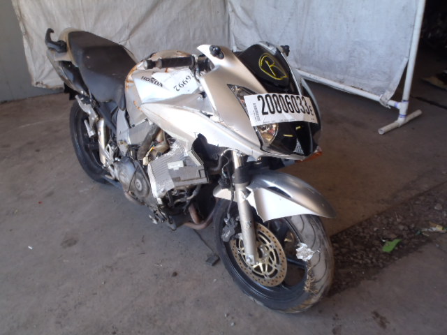 Honda VFR800 (INTERCEPTOR)