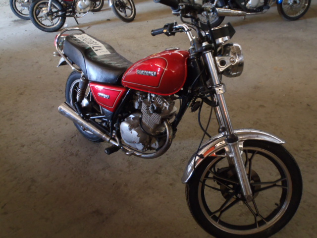 Suzuki GN125E