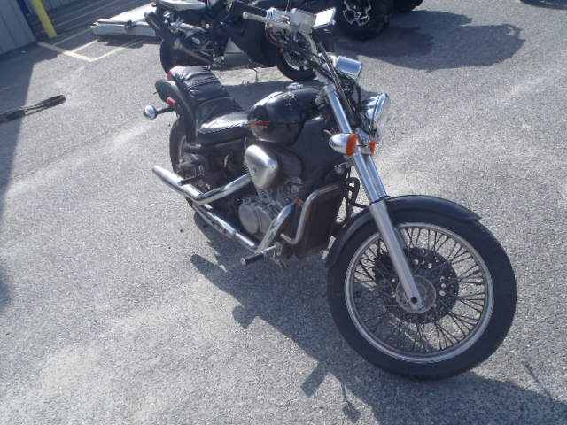 Honda VT600C (SHADOW VLX)