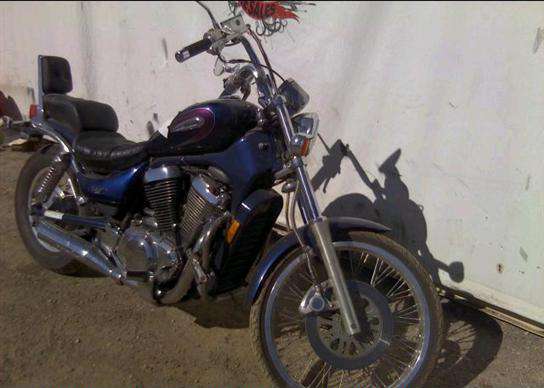 Suzuki VS800