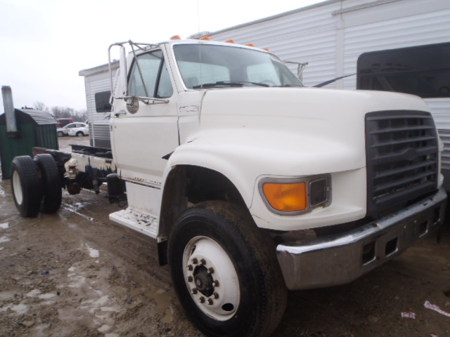 Ford F-700