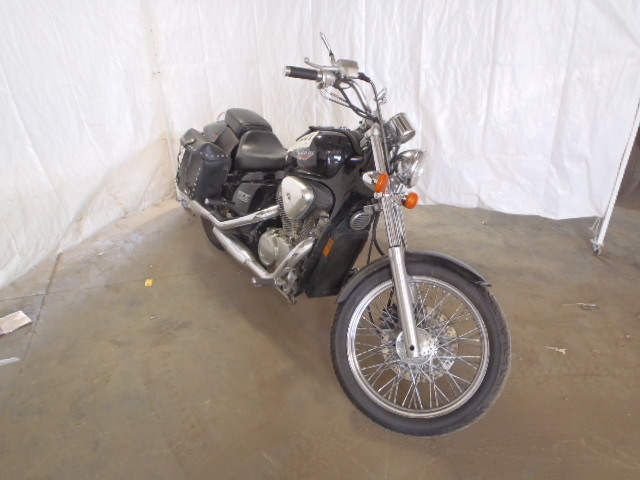Honda VT600C (SHADOW VLX)