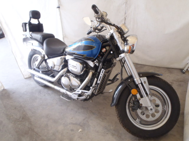 Suzuki VZ800