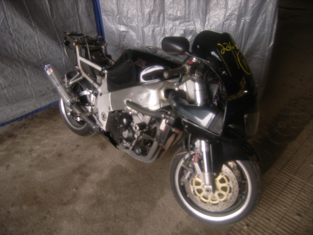 Suzuki GSX-R750