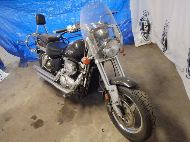 Suzuki VZ800K