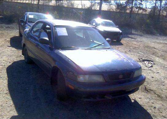 Suzuki Esteem