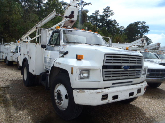 Ford F-600
