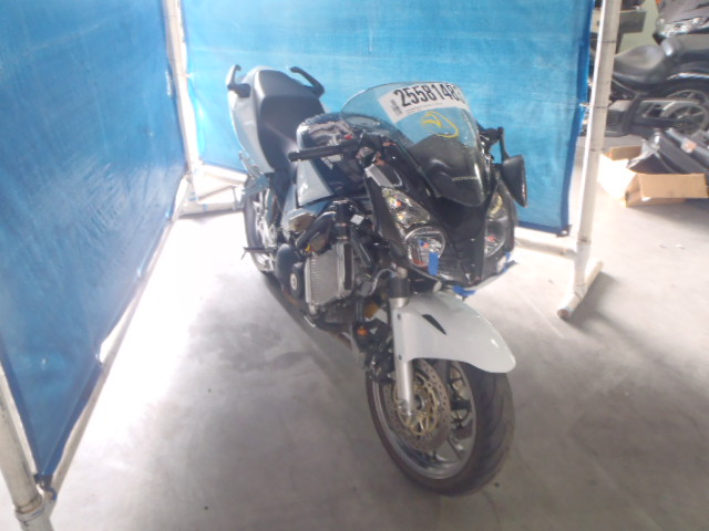 Honda VFR800 (INTERCEPTOR)