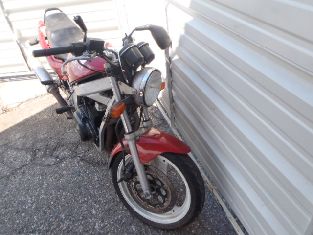 Suzuki GS500E