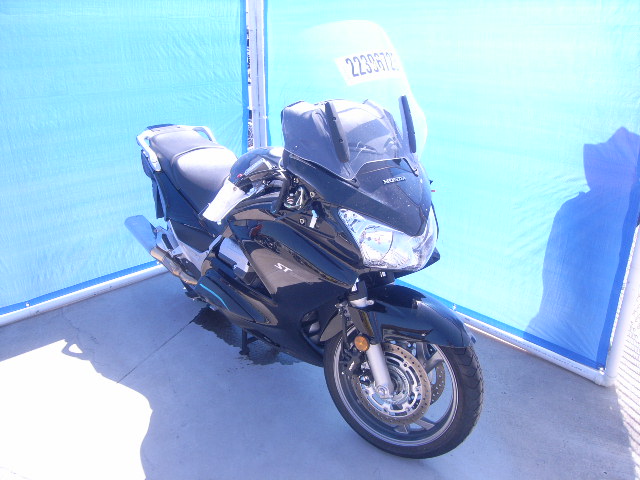 Honda ST1300A/ST1300