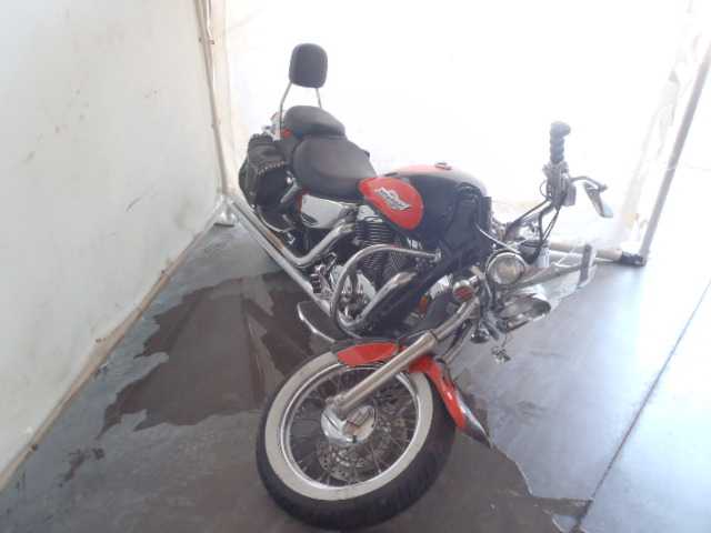 Honda VT1100C2 (SHADOW ACE)