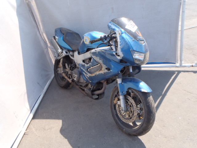Honda VTR1000F (SUPERHAWK)