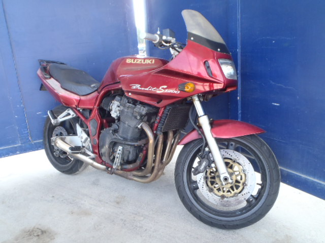 Suzuki GSF1200S
