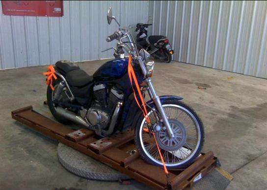 Suzuki VS800
