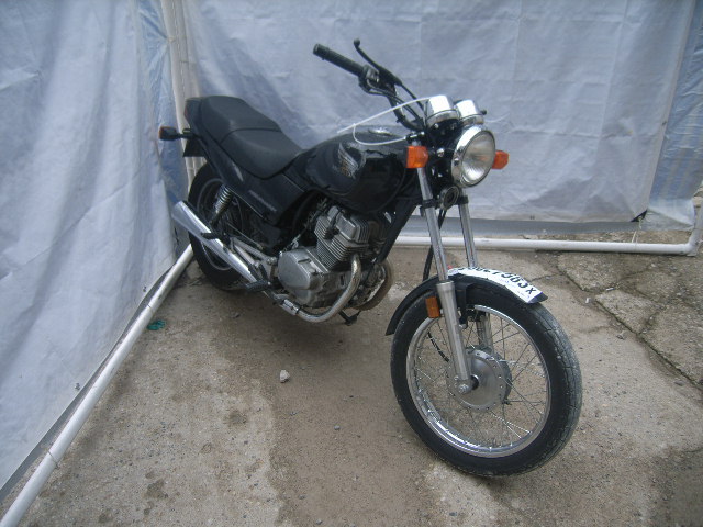 Honda CB250 (Nighthawk)