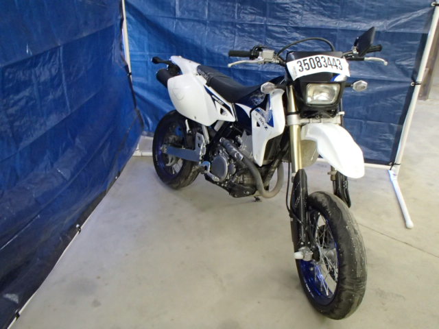 Suzuki DR-Z400SML