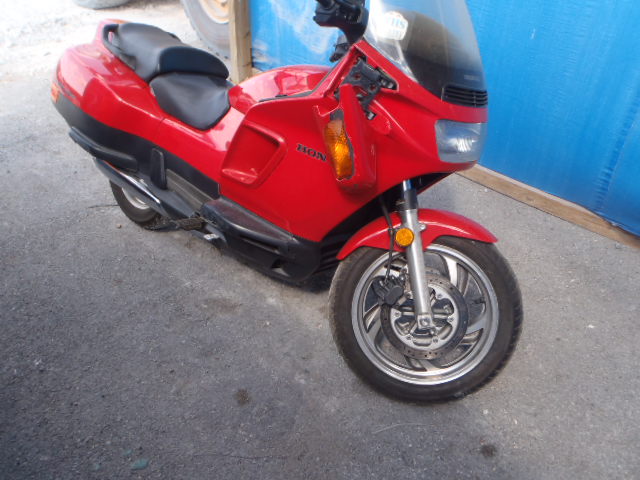 Honda PC800 (PACIFIC COAST)