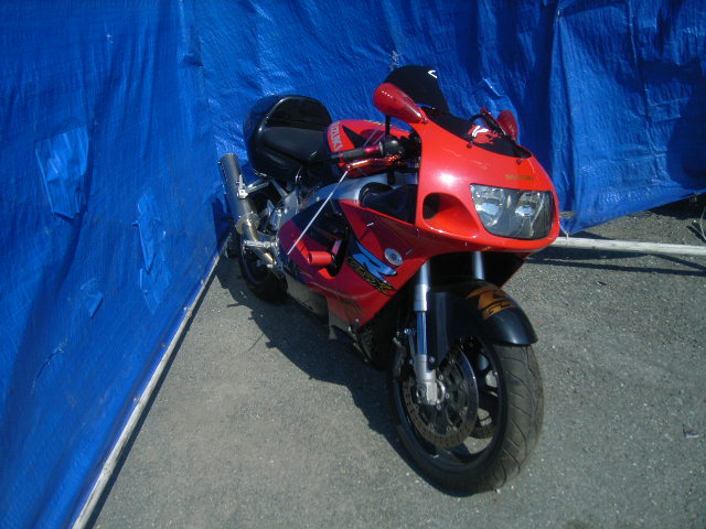 Suzuki GSX-R750