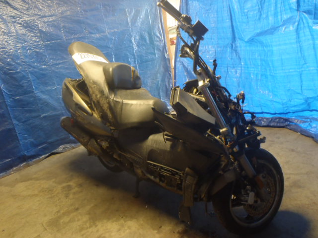 Suzuki AN650