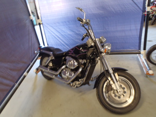 Suzuki VZ800K