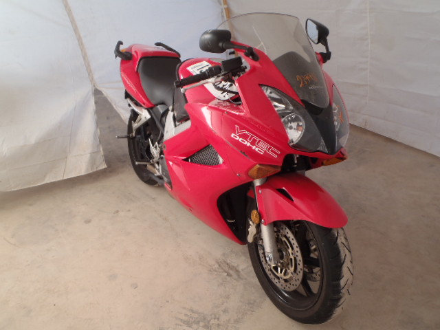 Honda VFR800A (INTERCEPTOR)